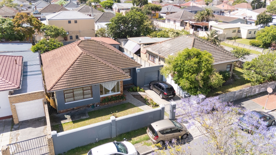3 Bedroom Property for Sale in Parow Valley Western Cape